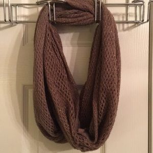 Bronze rose gold shimmery infinity scarf 🎀